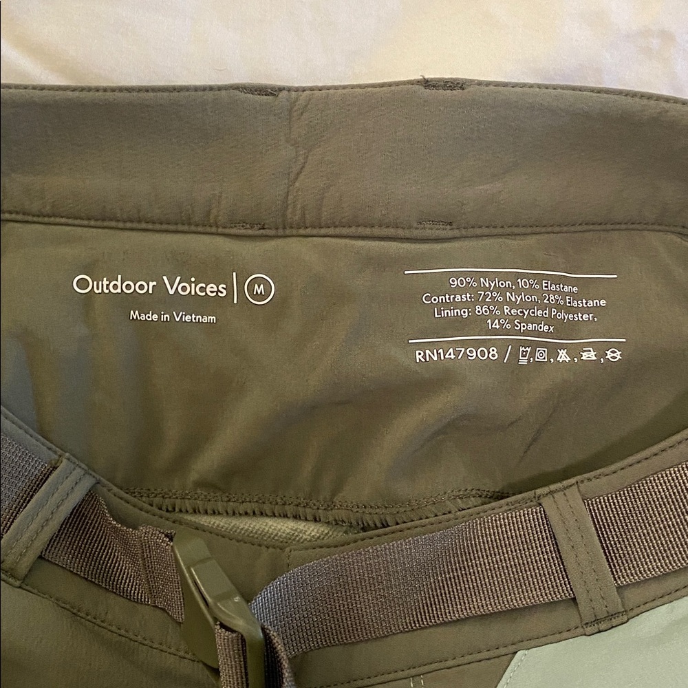 Outdoor Voices RecTrek Sage & Olive Colorblock Athletic Shorts - Picture 4 of 4